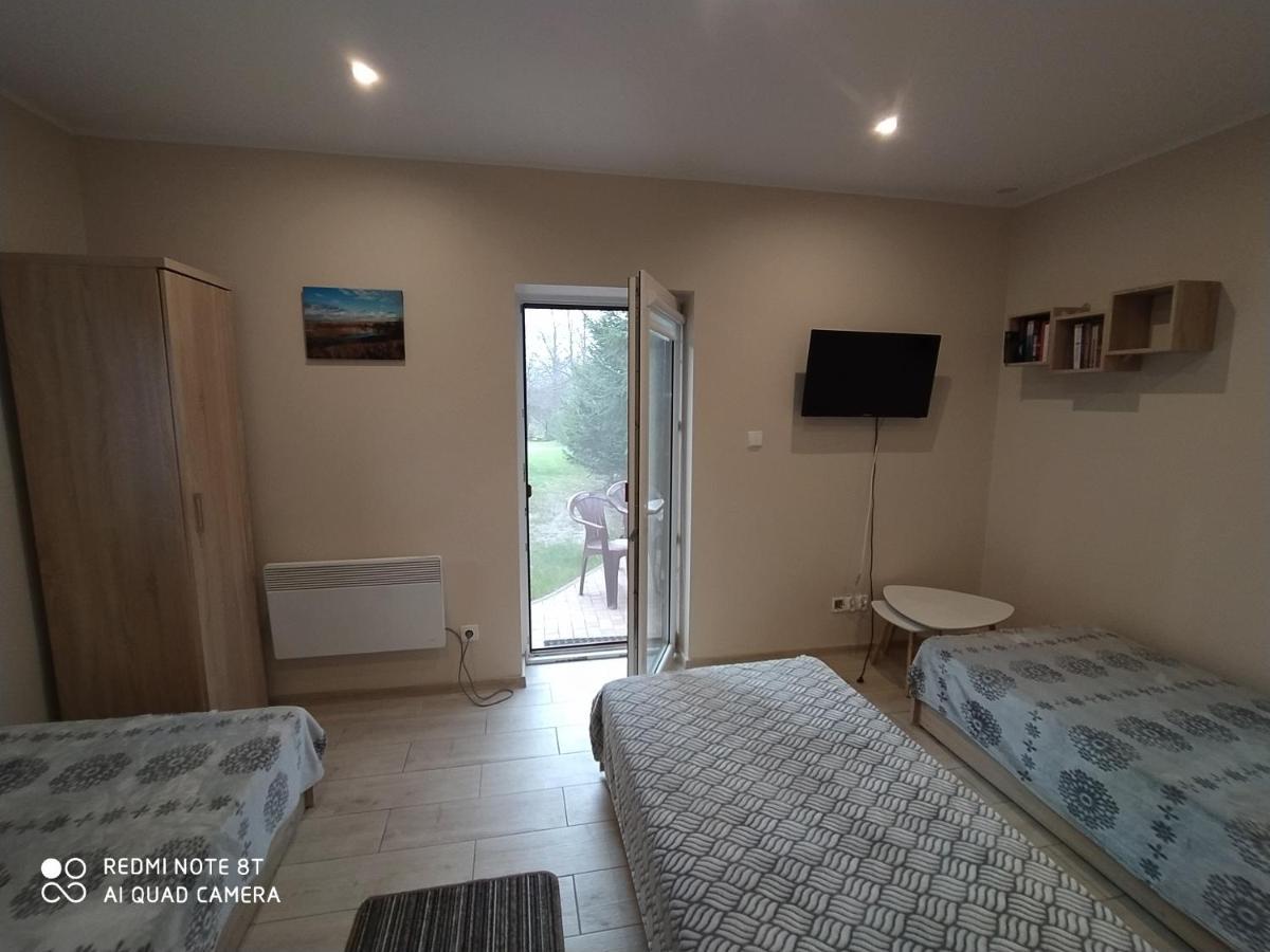 Dolistowka Apartamenty, Pole Namiotowe, Balia Z Jacuzzi, Ogrod Warzywny Dla Gosci, Plac Zabaw Dla Dzieci Goniadz Dış mekan fotoğraf